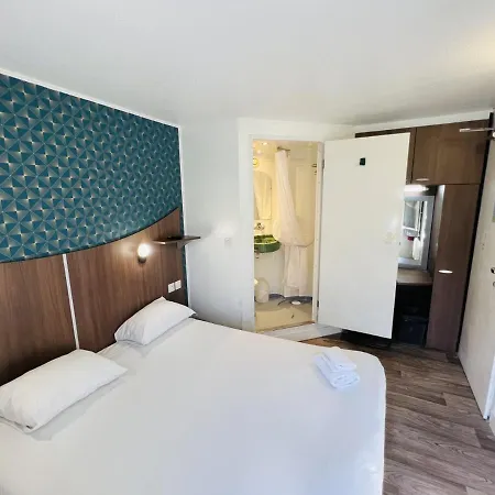 Hotel Kyriad Direct Val De Reuil 2*