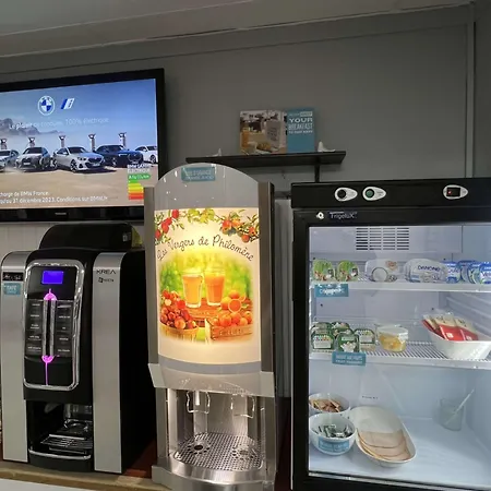 Kyriad Direct Val De Reuil 2*