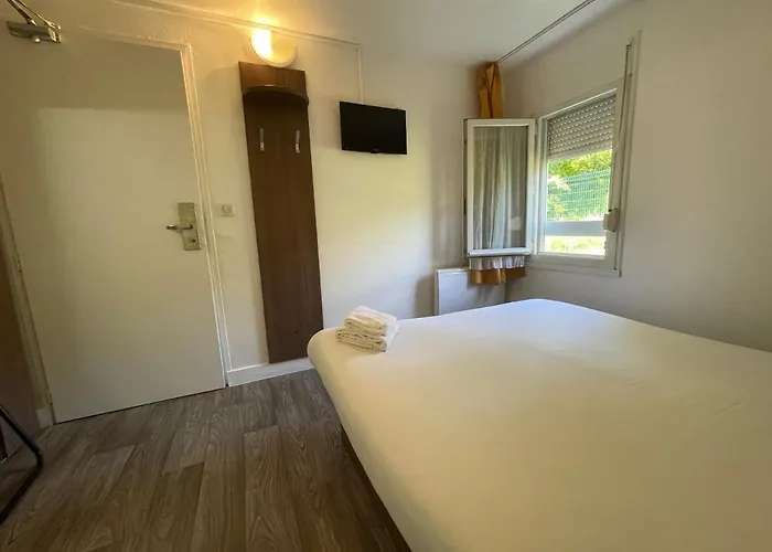 Kyriad Direct Val De Reuil 2* Val-de-Reuil