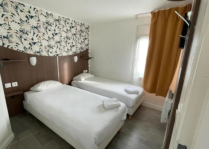 Hotel Kyriad Direct Val De Reuil Val-de-Reuil