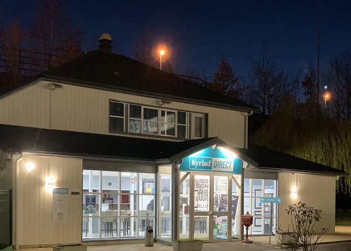 Kyriad Direct Val De Reuil Hotel Val-de-Reuil