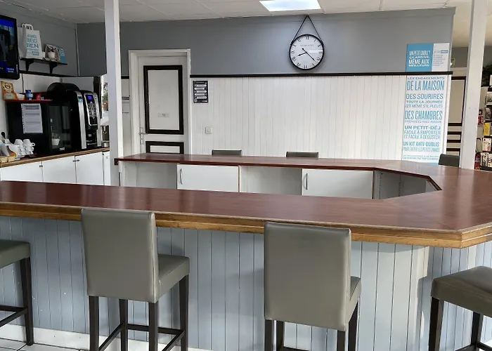 Kyriad Direct Val De Reuil Val-de-Reuil