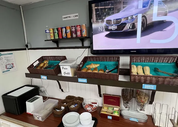 Kyriad Direct Val De Reuil 2* Val-de-Reuil