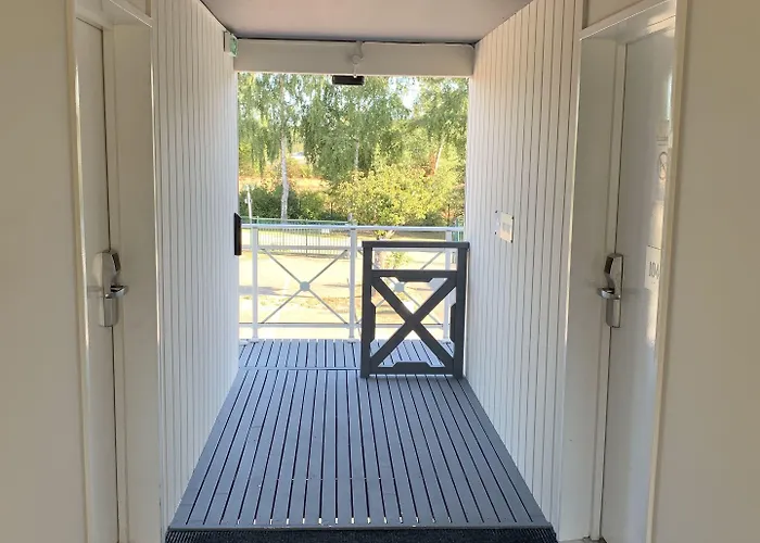 Kyriad Direct Val De Reuil 2* Val-de-Reuil