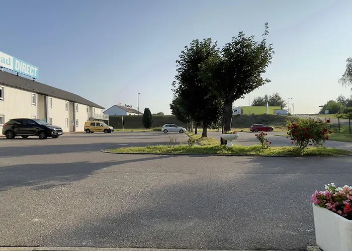 Kyriad Direct Val De Reuil Hotel 2*